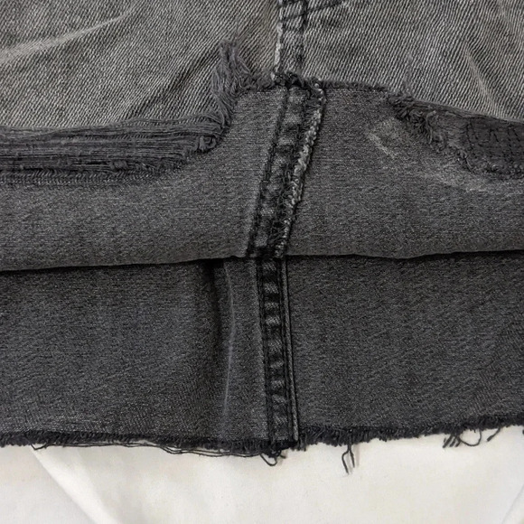 We The Free Distressed Button Fly Mini-Skirt, Color Rainn Black Size 26 - Picture 9 of 13